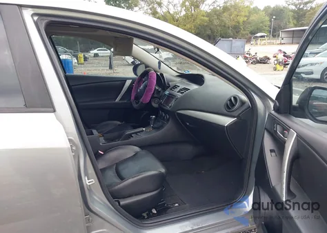 2013 Mazda Mazda3 I Grand Touring z USA, uszkodzony, nr VIN JM1BL1W79D1722710